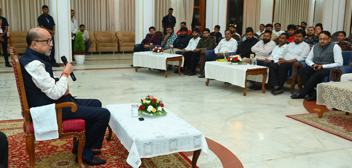 Social media influencers should spread transformed image of Bastar: CG Governor